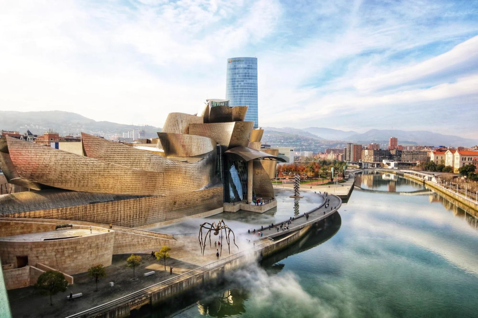 guggenheim-museum-bilbao Guggenheim Museum in Bilbao